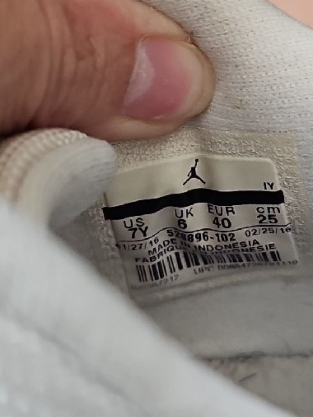 Nike Retro Air Jordan Cherry And White - Picture 7 of 16